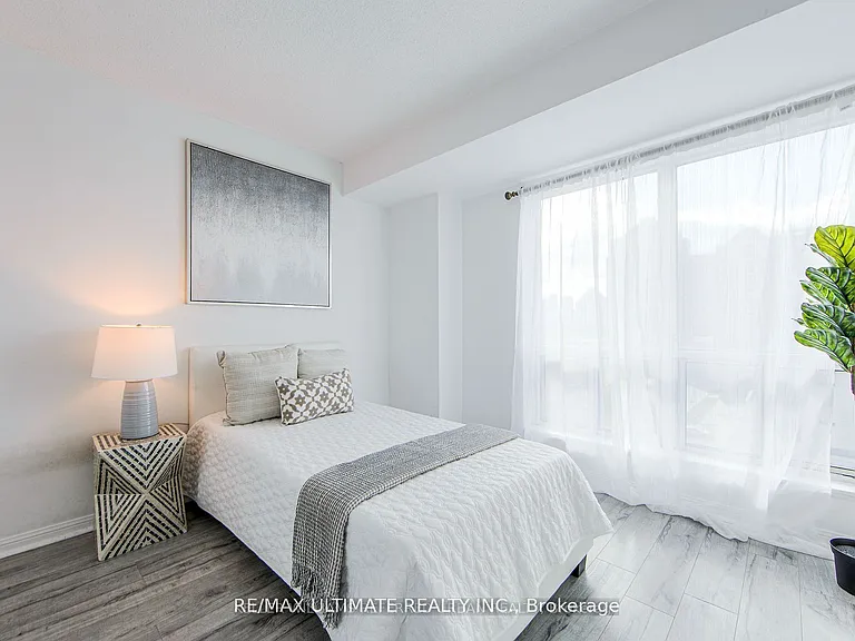 11 Lee Centre Dr #703 — Photo 14