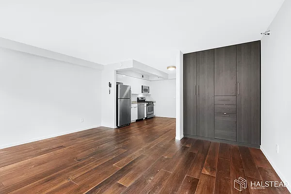 Rented by Brown Harris Stevens | media 22