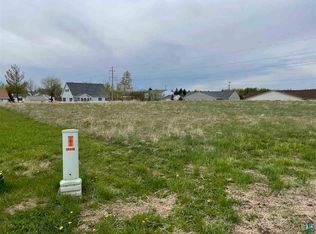 9 Spartan Circle Dr, Superior, WI 54880
