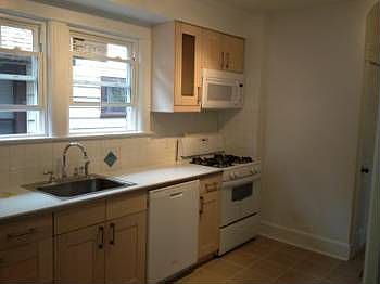 2nd image of 719 Hillside Ave