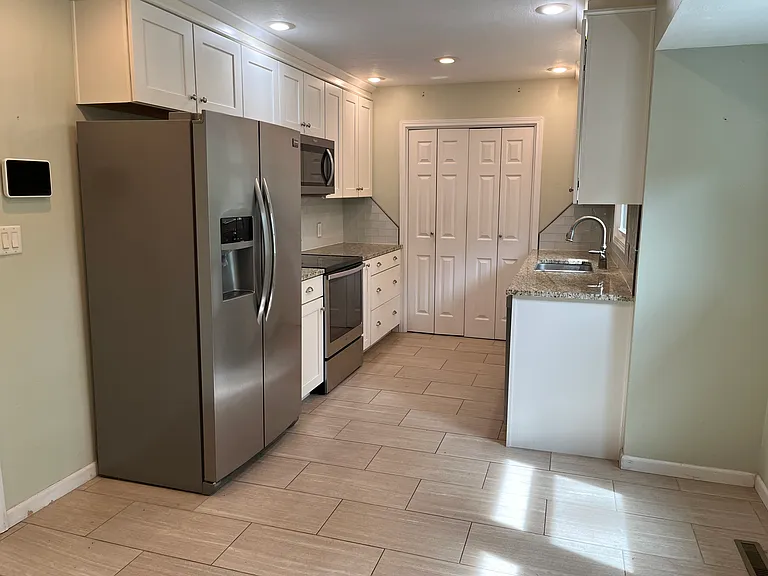 1138 S Paula Ave — Photo 5