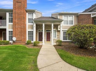 44835 Marigold Dr #245, Sterling Heights, MI 48314