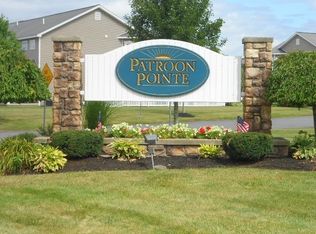 23 Patroon Pointe Dr, Rensselaer, NY 12144