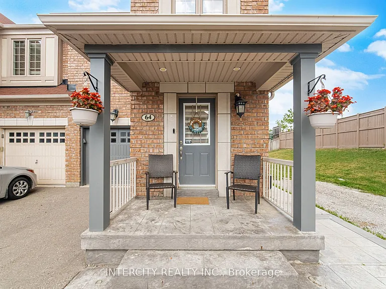 64 Coranto Way — Photo 2