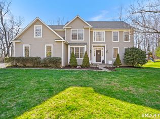 16 North Beech Tree Road, Brookfield, CT 06804
