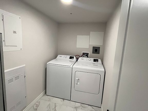 4th image of 50 Otterbein Rd #406