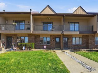 896 Jordan Cir, Schererville, IN 46375