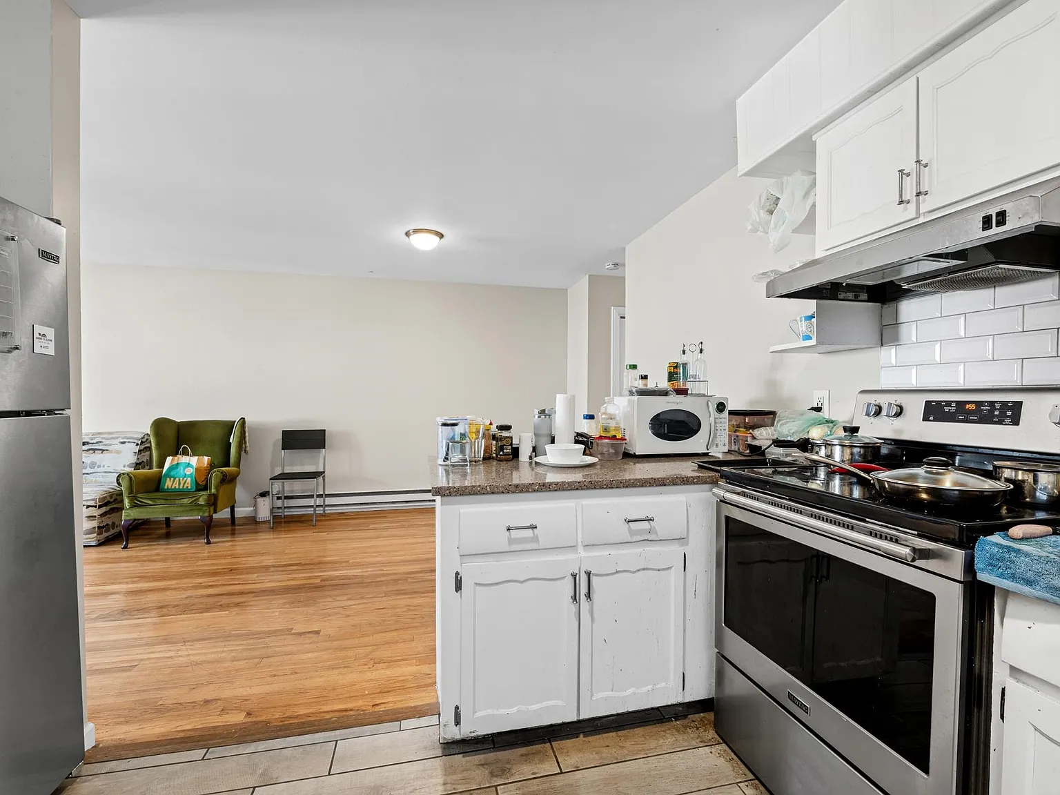 3 bed, 1.0 bath, $2,800 — Photo 3