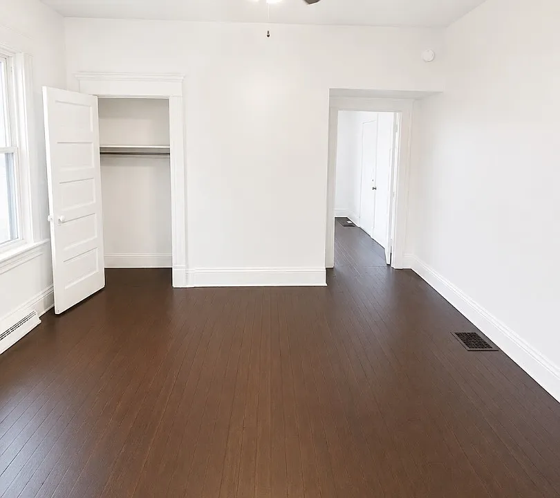 219 Ridge Ave