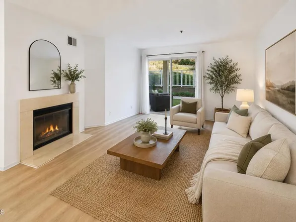 5805 Oak Bend Ln Unit 208, Oak Park, CA 91377
