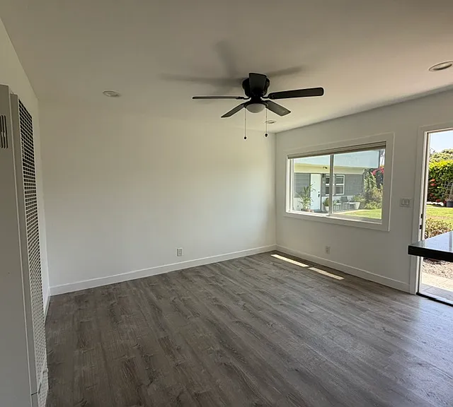 805 Venice Blvd #6 — Photo 1