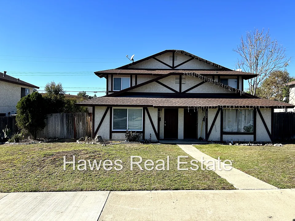 9324 Ramona Ave