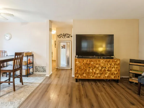 6 Pembroke Lane #C, Whiting, NJ 08759