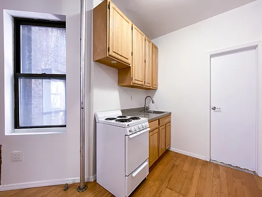 Rented by Compass | media 19