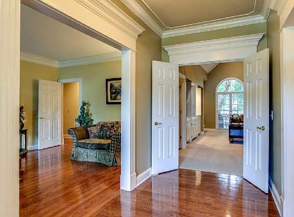2nd image of 3115 Saint Johns Dr