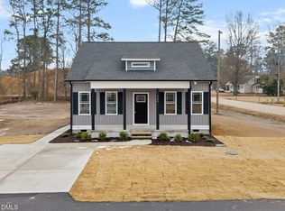 920 Micro Rd W, Selma, NC 27576