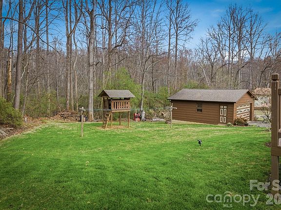 5th image of 2480 Sweetbriar Cir