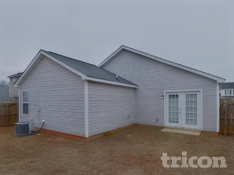 529 Pullman St SW — Photo 16