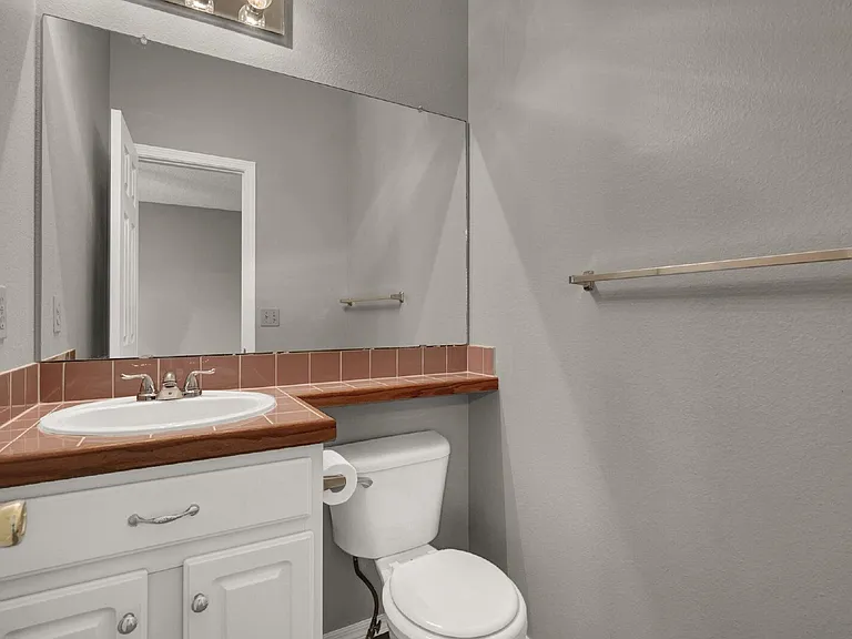 8720 Massey Cir — Photo 19