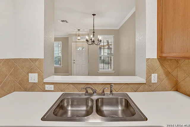 2608 Grayson Way — Photo 12