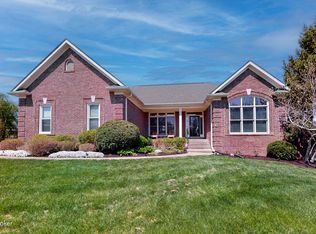 11719 Paramont Way, Prospect, KY 40059