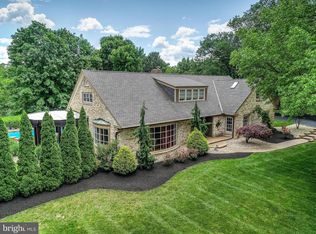 14 W Lawn Cir, Wormleysburg, PA 17043