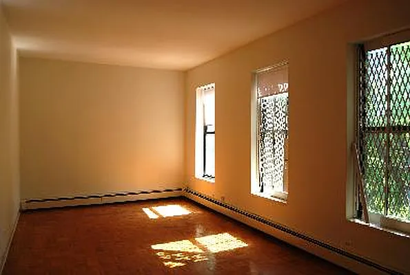 Rented by Corcoran | media 21