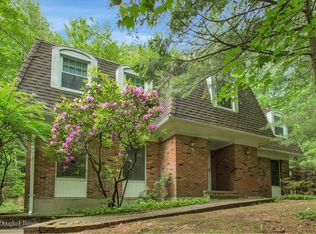 280 Highwood Cir, Oyster Bay, NY 11771
