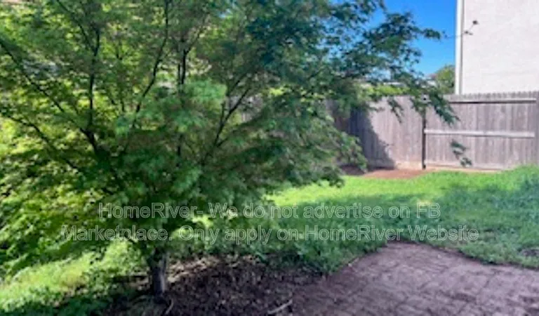 8184 Creeping Willow Ln — Photo 17