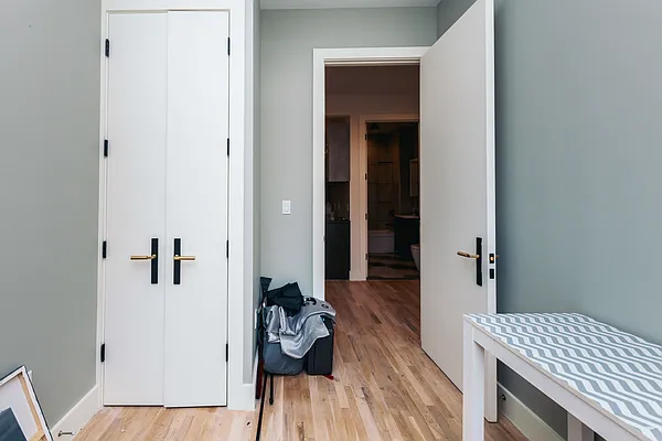 Rented by Nooklyn NYC LLC | media 26