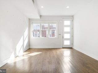 1117 Mercy St, Philadelphia, PA 19148