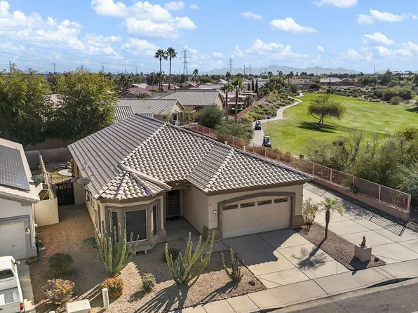 18247 N COYOTE LAKES Parkway, Surprise, AZ 85378