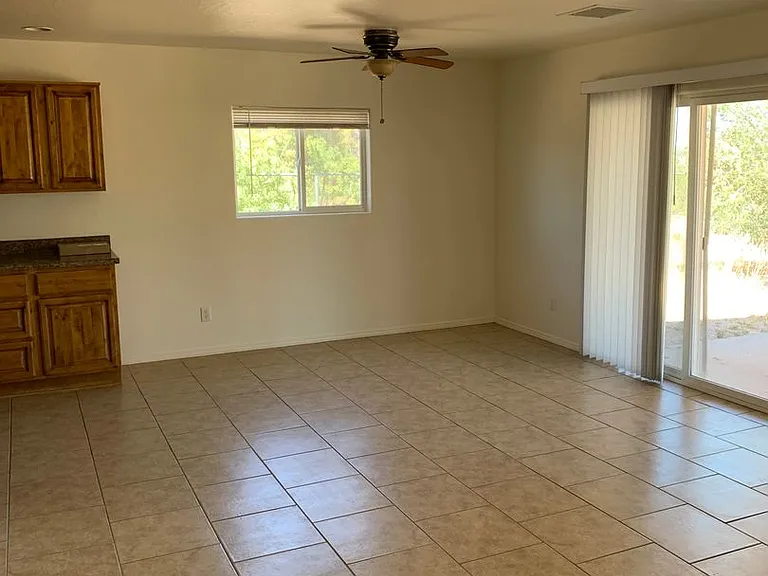 4552 E Ghost Rider Way — Photo 4