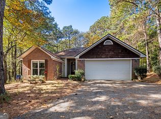 144 Lincoln Ln, Cataula, GA 31804