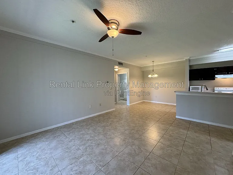 11530 Villa Grand #1121 — Photo 6