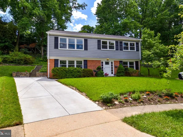 11221 Dewey Rd, Kensington, MD 20895