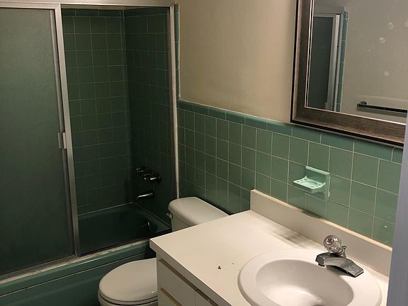 5th image of 915 Palermo Ave APT 205