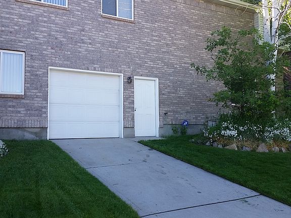 5th image of 3132 E Lostwood Dr