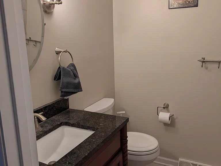 8375 Vassar Dr — Photo 9