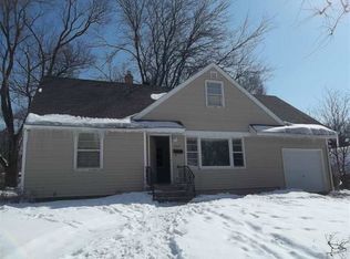 2010 25th St, Rockford, IL 61108