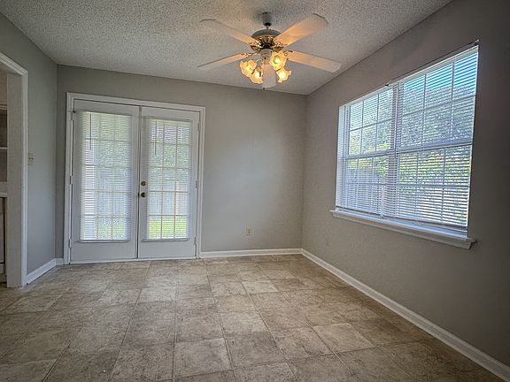 4th image of 4222 Abingdon Ct