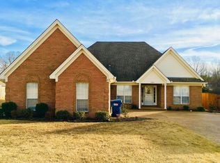 1963 Thomas St, Horn Lake, MS 38637