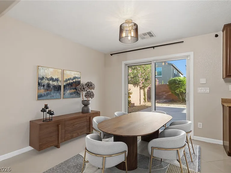 10847 Iona Island Ave — Photo 5