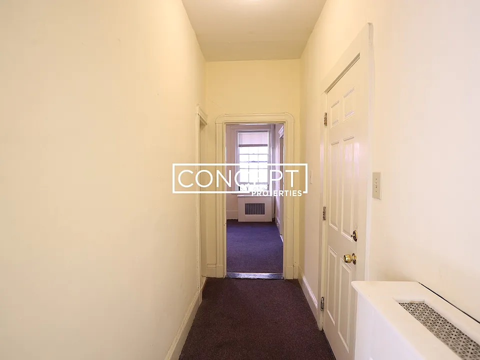 24 Phillips St #4F