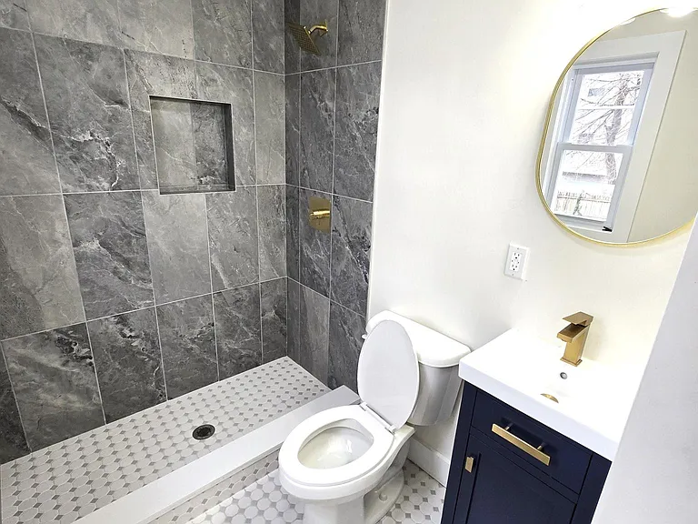 13 Edwin Pl #1 — Photo 9