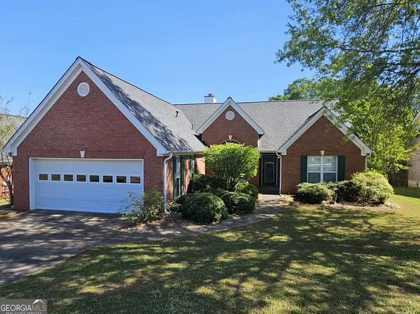 41 Ludwick Ln, Lawrenceville, GA 30046