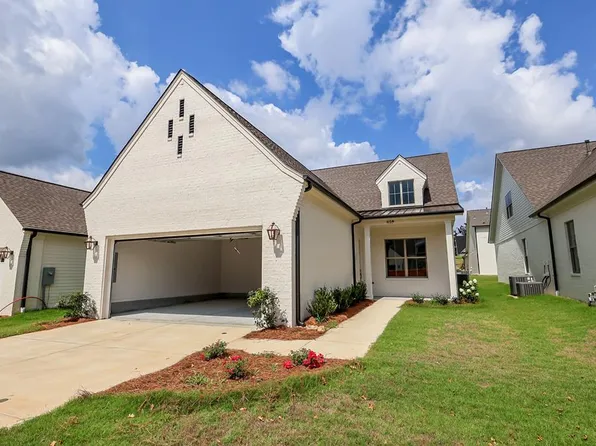 451 S Grove Dr, Oxford, MS 38655