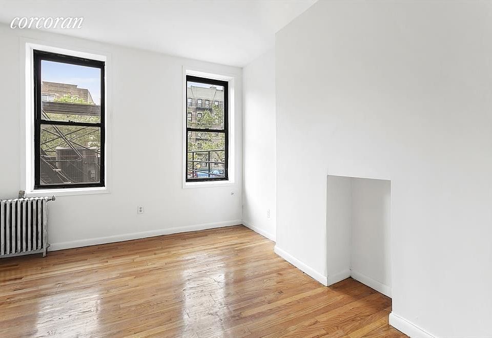 1st image of 137 Orchard St #13