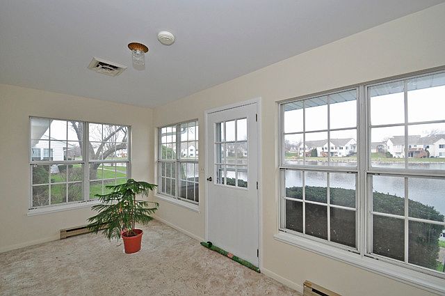 1st image of 7418 Crest Hill Ct