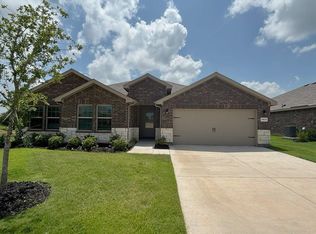 1913 Jackson St, Cleburne, TX 76033
